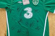 Republic of Ireland Squad Signed Shirt Jersey Umbro 2010/11