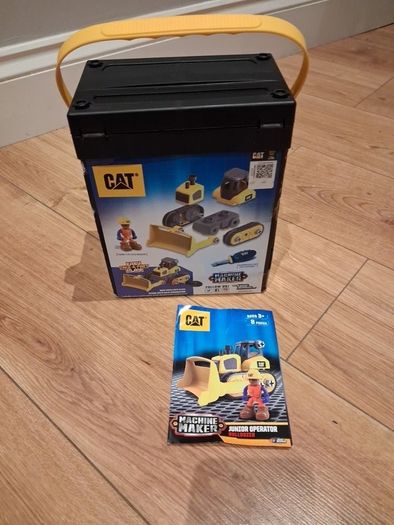 CAT digger Easy-Take-A-Part Play