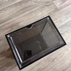 18 Sneaker display cases men's trainer storage boxes runners clear plastic