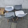 Round table and 4 chairs Image 2