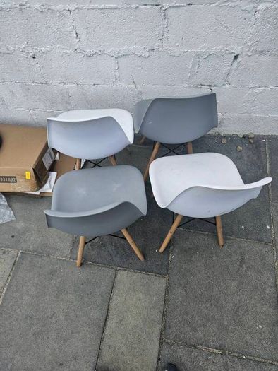 Round table and 4 chairs