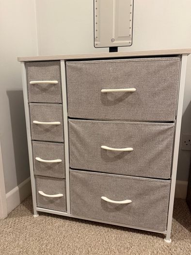 7 drawer unit and mirror