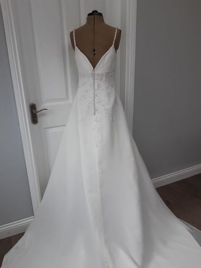 wedding dress