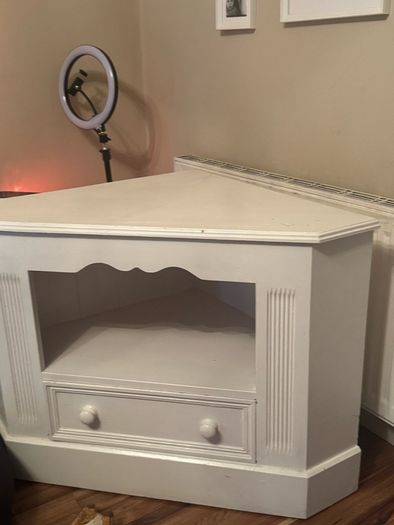 TV corner unit