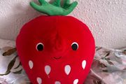 Squishees - Strawberry teddy (Not Squishmallow brand)