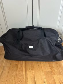 Large capacity black suitcase with wheels