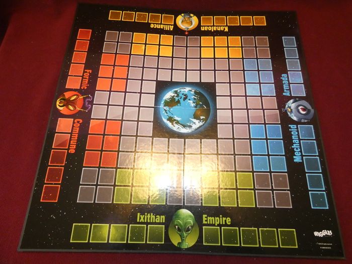 Space Checkers Board Game Wiggles 2012 Unused Boxed