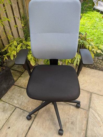 ergonomic office chair