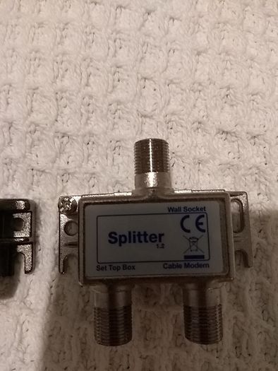 2 x splitters 2 way