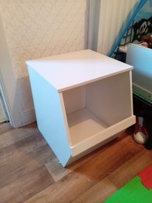 White storage container/box