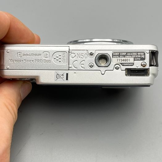 Sony DSC-W150 8.1MP Digital Camera Silver Tested - Full Kit