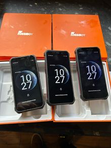 2 mobile phones