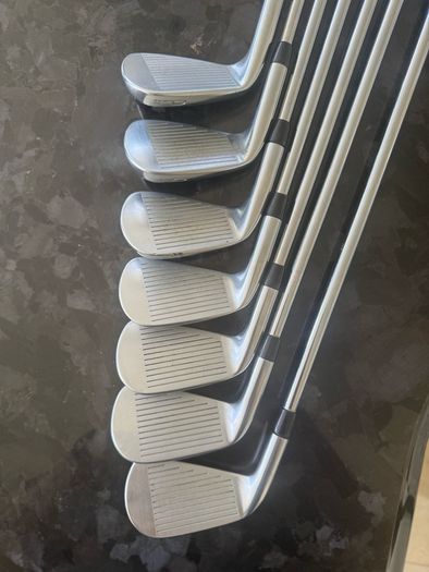 Titleist T100s Irons 4-PW