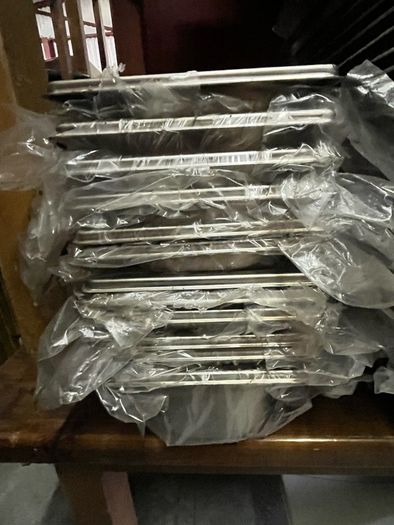 Gastronorm pan and lid - new (10 sets available)