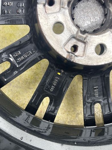 Genuine BMW 790M 18" Alloy Wheels