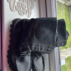male fur boots