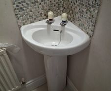 Corner sink and taps