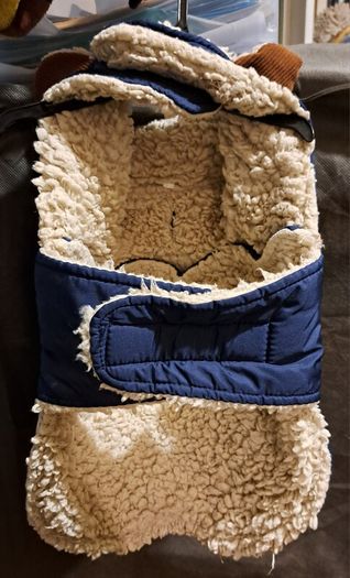 Sold as one lot Dog coats, Leeds, harnesses, dog carry bag, dog boots, 2 new lick matts other bits new stuff also