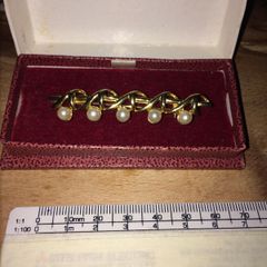 Brooch