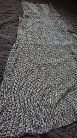 E10 SALE!!  H&M Dress. Size 10