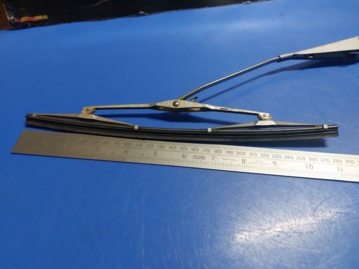 VW Beetle wiper arm and head