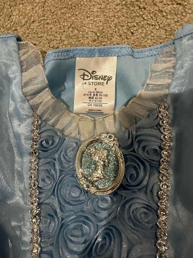 Disney Store 'Frozen' Elsa Dress