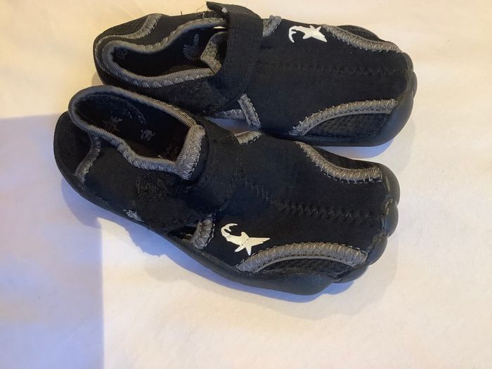 Black swim beach surf shoes Junior size 9 from Next