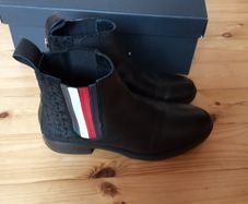 Tommy Hilfiger Chelsea boots