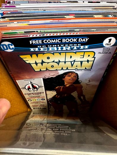 DC Long Comic Box w 250 comics for Sale (2)