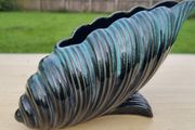 Classic Sylvac shell pottery mantle vase (mold number 399)