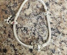 pandora bracelet