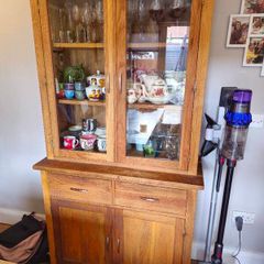 Solid Oak Kitchen Dresser / Display Cabinet (Two-Piece)