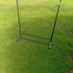 adjustable clothes rail