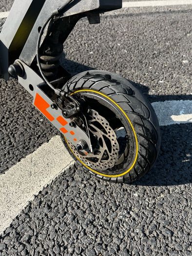 KuKirin G2 Electric Scooter