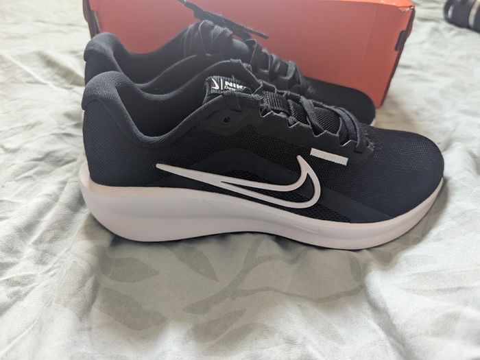 Nike Downshifter 13 Women's Road Running Shoes Black ( Size 3.5UK / 36.5EU