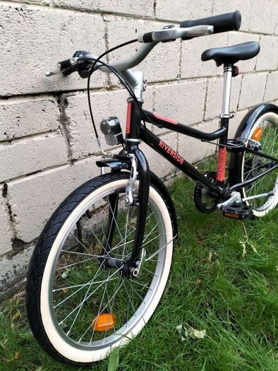 Decathlon B/Twin Riverside 500 Kids' 20" Hybrid Bike.