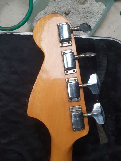 Westminster (Matsumoku) Precision Bass 3-Tone Sunburst.