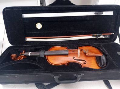 Violin 1/2 size