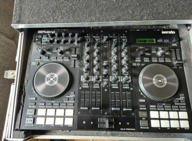 Dj equipment