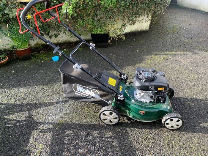 Self Drive Lawnmower