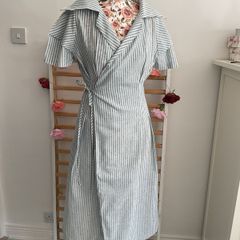 dress Bnwt vintage inspired wrap dress size small 8/10 midi short sleeve dress
