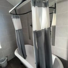 Free standing bath