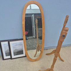 mirror and frames