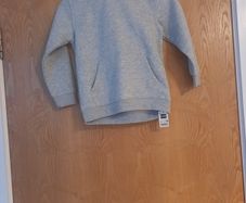 Dunnes  Stores  Hoodie  With Hood. Age 5-6 years B.N.W.T.
