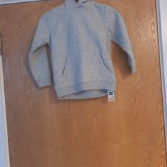 Dunnes  Stores  Hoodie  With Hood. Age 5-6 years B.N.W.T.