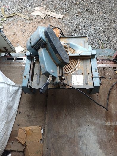 Table top saw