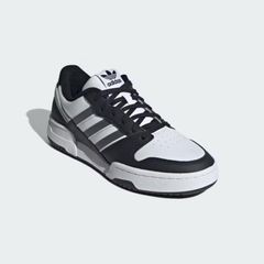 Adidas trainers size 9.5