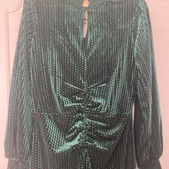 green dress