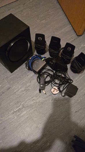 Sound Blaster 5.1 speaker set with soundcard