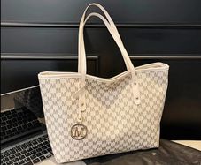 White M Pattern Shoulder Bag